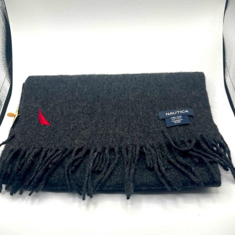 Nautica men’s scarf gray